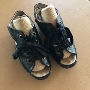 FLY LONDON size 7.5/8 or European 38